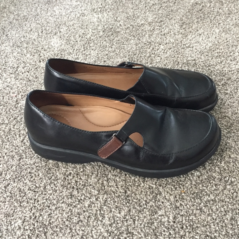 Dansko Darcy Black Leather Loafers